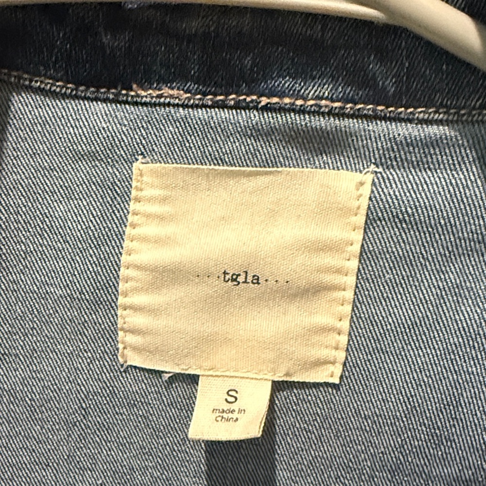 Women's Blue Jean Jacket - Picture 2 of 4